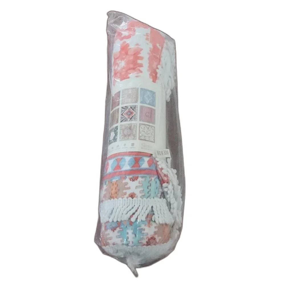 NWT Skova Kilim Travel Blanket Towel, Multicolor, Size 59X59